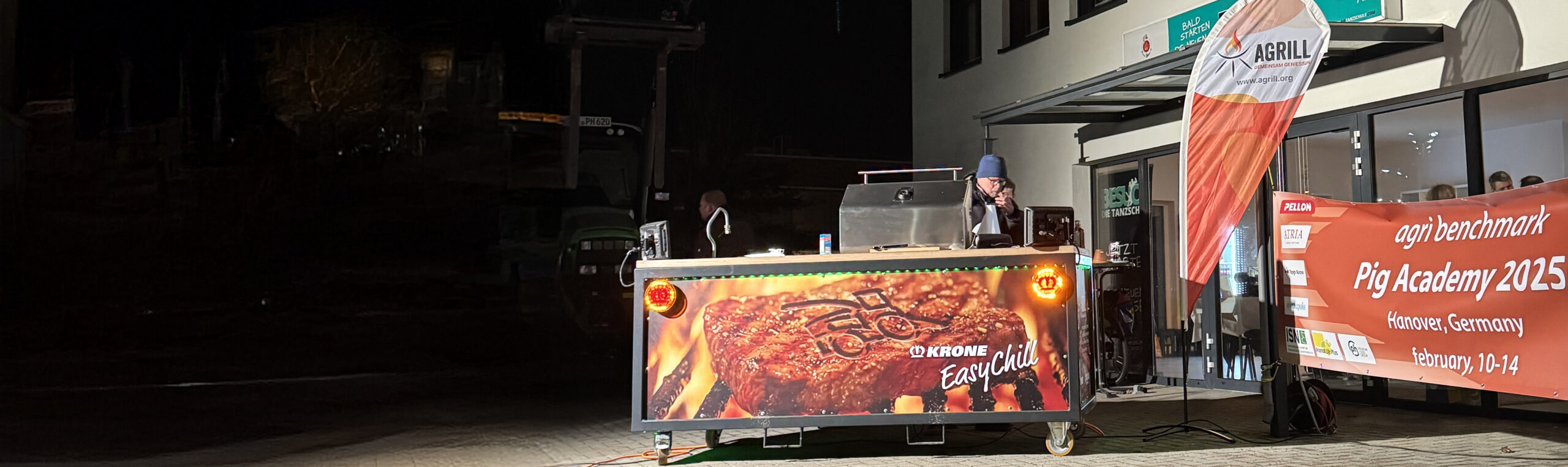 Group picture at the barbecue in the evening